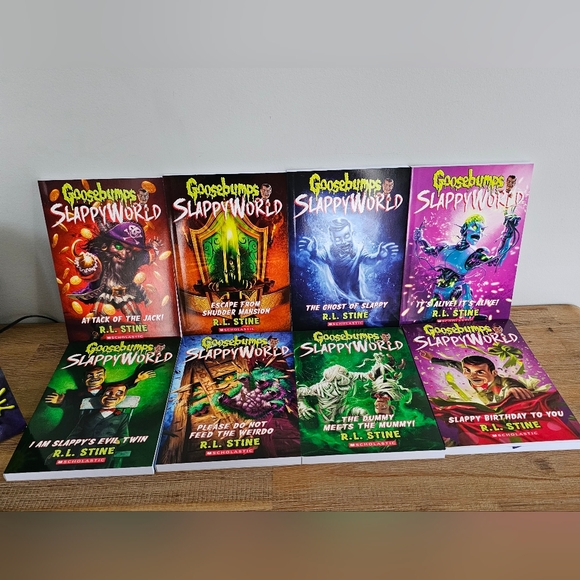 GOOSEBUMPS Slappyworld 8 Book Box Set - Great Condition - Picture 5 of 9